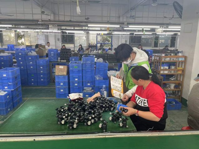 三鄉(xiāng)鎮(zhèn)開(kāi)展“加強(qiáng)禁毒宣傳， 共創(chuàng)無(wú)毒企業(yè)”活動(dòng)照片3.jpg